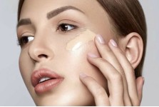 ΦΟΝ ΝΤΕ ΤΕΝ