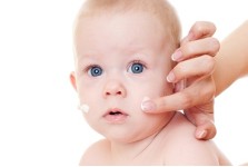 ΠΕΡΙΠΟΙΗΣΗ ΤΟΥ ΠΑΙΔΙΚΟΥ ΔΕΡΜΑΤΟΣ